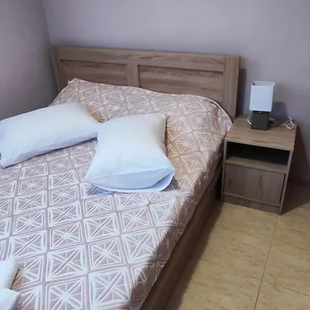 Heaven House בית נופש *